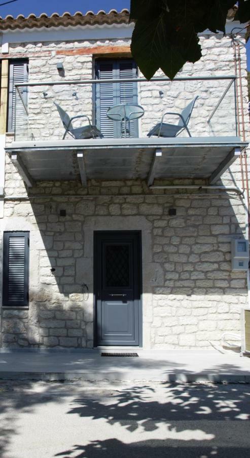 Aknato Villa Vlikhón Exterior photo