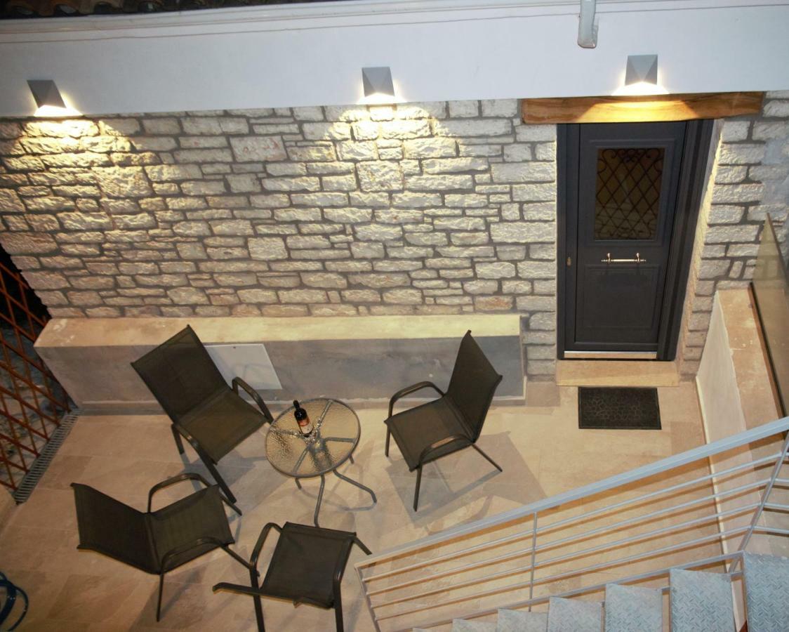 Aknato Villa Vlikhón Exterior photo