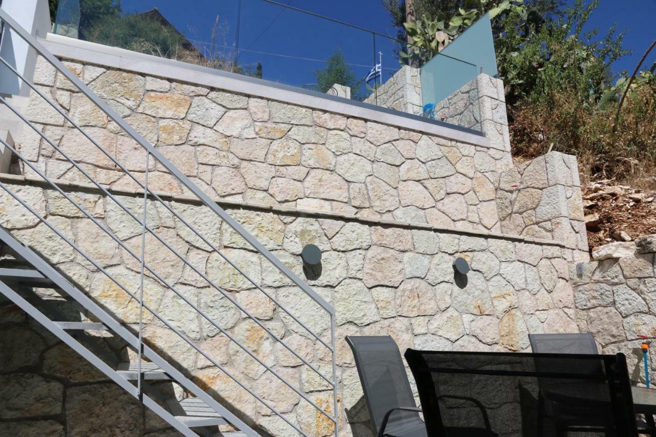Aknato Villa Vlikhón Exterior photo