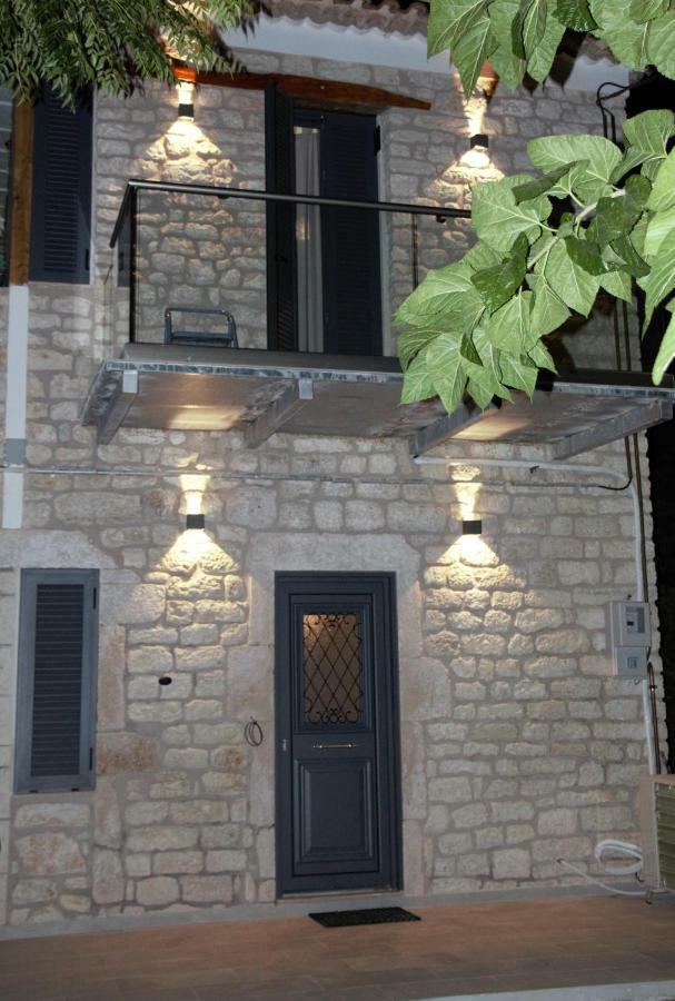 Aknato Villa Vlikhón Exterior photo